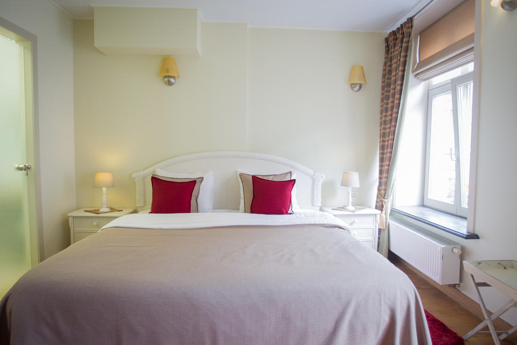 Bed and Breakfast Logies Amelias Брюгге Номер фото
